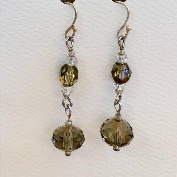 Grey glass bead dangle earrings new - Picture 1 of 4